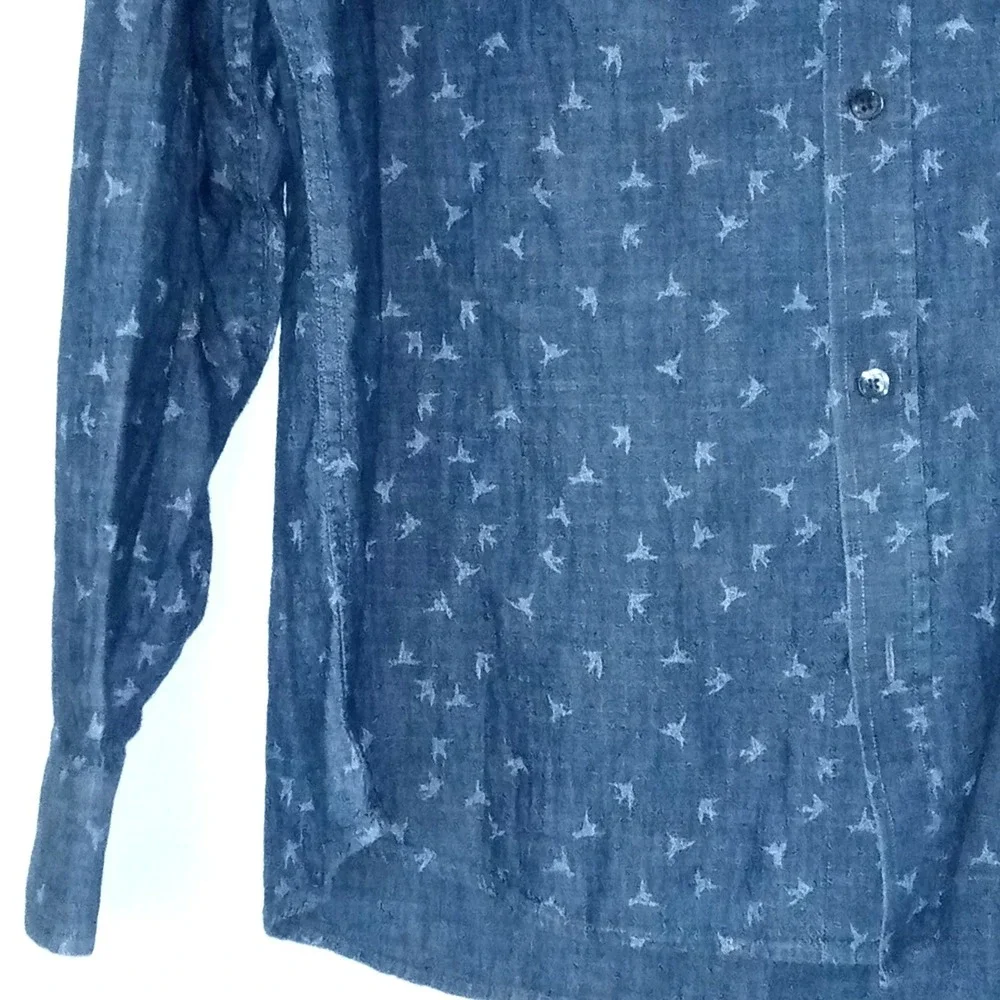 Banana Republic Shirt Mens XL Blue Cotton  Soft Wash Chambray LS Bird Print